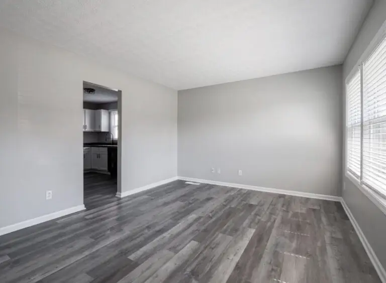 Living Room- Walls and Trim